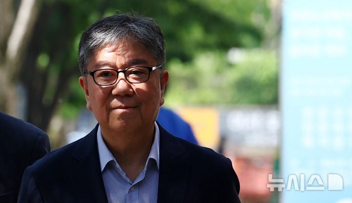 특검, '尹 관저 의혹' <b>김대기</b>·이상민 <b>징역</b> 4년·3년6개월 <b>구형</b>