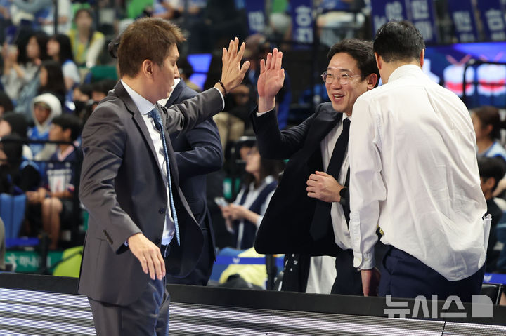 <b>서울 삼성</b>, 개막 <b>8연승</b>