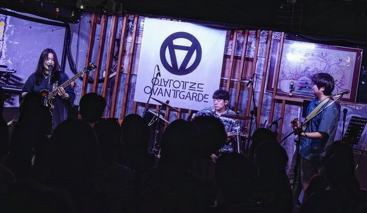 ライブ演奏が行われる釜山のライブクラブ「オバンガルド」