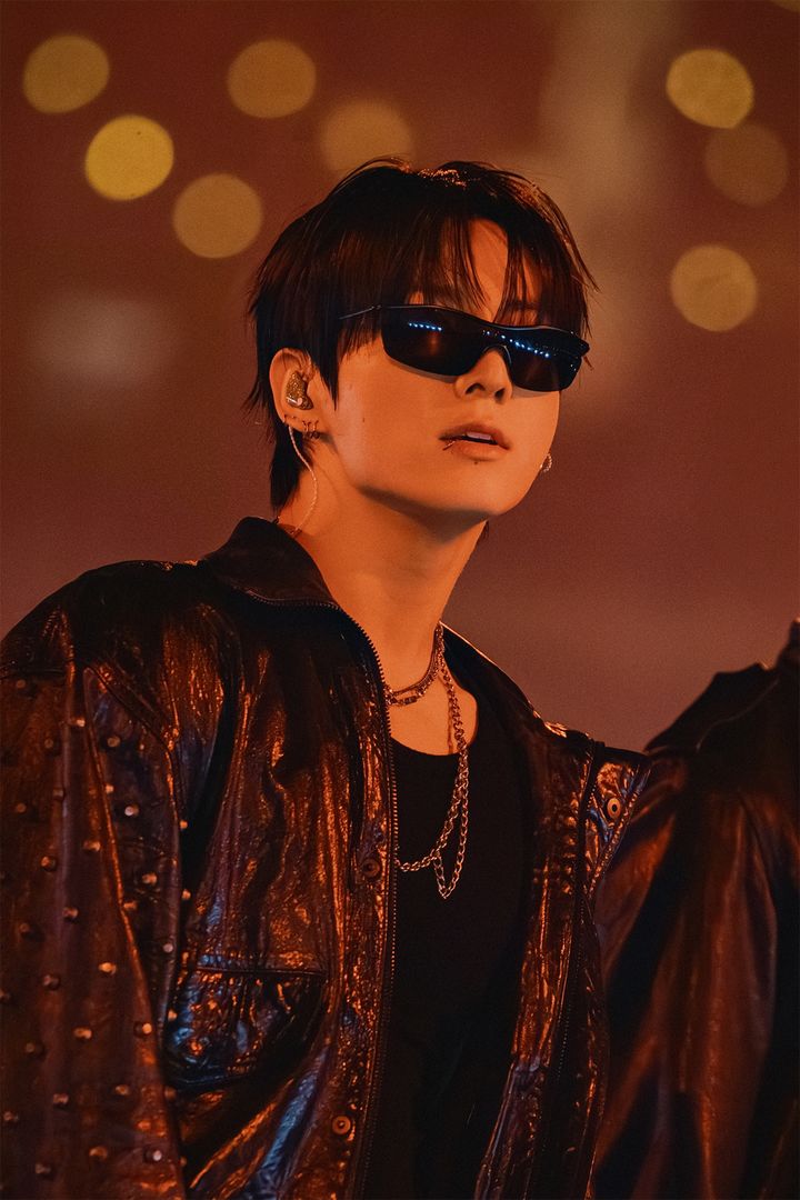 BTSのロサンゼルス公演で歌うジョングク