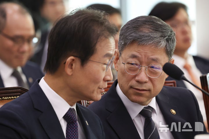 노경필, 민주당 '<b>오세훈 무죄</b>' 질타에 "조희대, 하급심 관여 안 해"