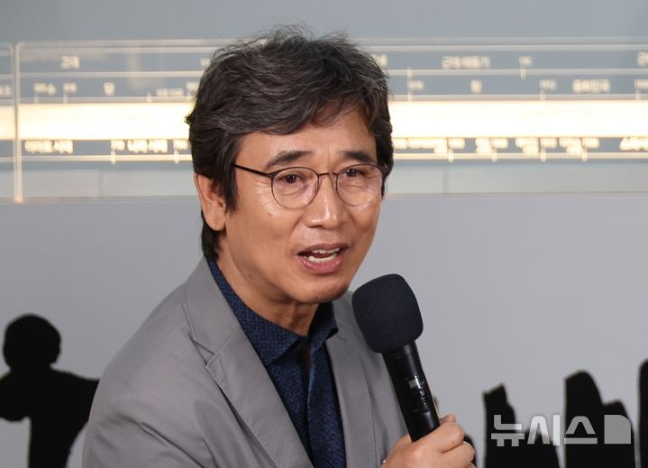 경찰, "李 국민 속였다" 유시민 불송치 종결…李가 처벌 불원
