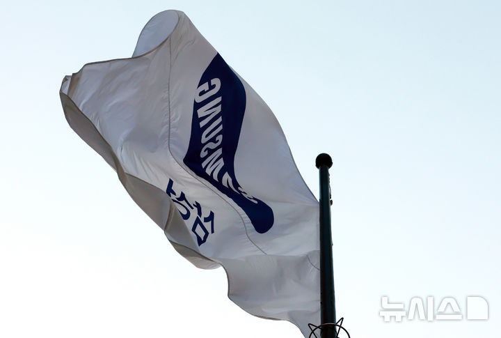 <b>삼성전자</b>, 올 3Q <b>영업익</b> 107.4조 '대기록'…"반도체서만 106.5조 벌었다"