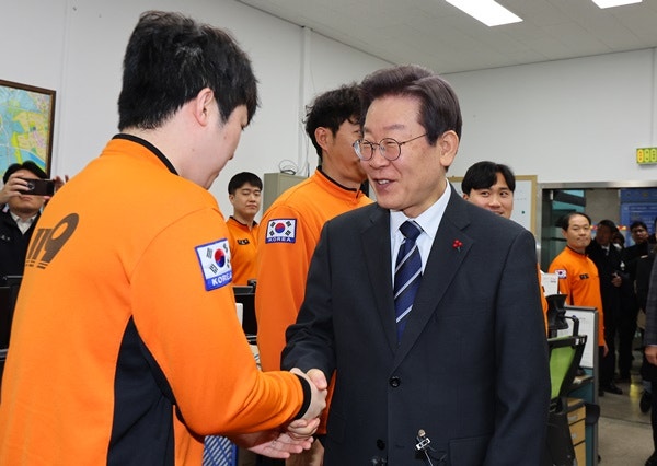 <b>이낙연</b> 측근 “<b>대장동</b> 제보자는 나”… 이재명·<b>이낙연</b> ‘화해’ 물건너가나