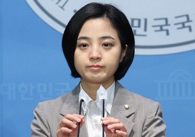 <b>류호정</b>, <b>정의당</b> <b>탈당</b>… 새로운선택 합류 예고