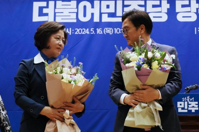 <b>우원식</b>, 추미애 꺾고 22대 <b>국회</b> 상반기 <b>국회의장</b> <b>후보</b>