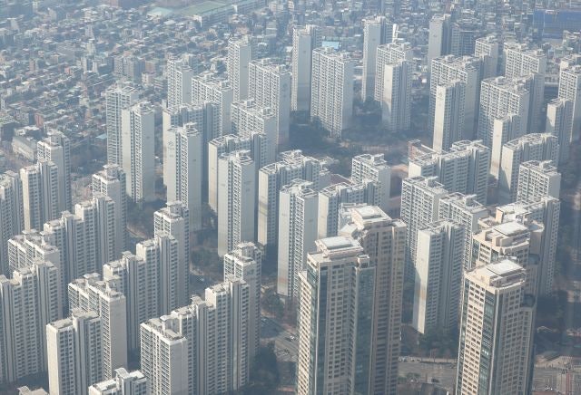 헌재, ‘문재인 정부 <b>종부세</b>’ <b>합헌</b> 결정