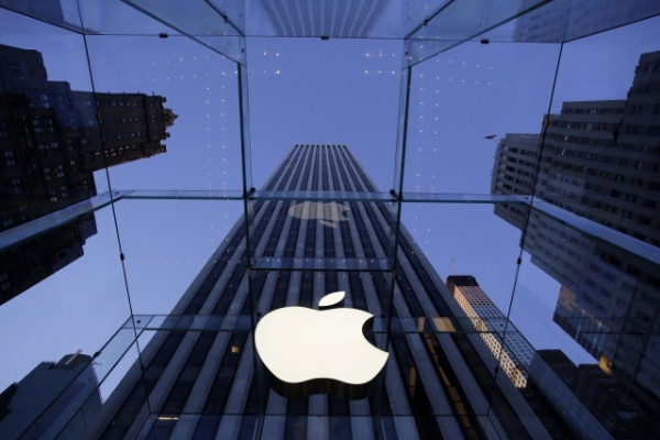 미국 뉴욕에 있는 애플 매장 입구. AP뉴시스