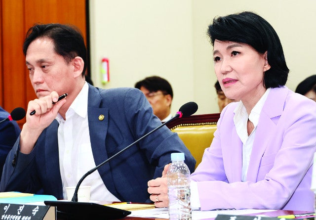 2심도 ‘이진숙 방통위’ 방문진 이사 6명 <b>임명 집행정지 유지</b>