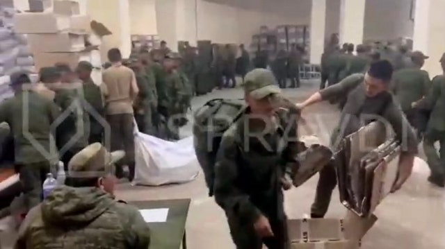 <b>북한군</b> 투입 전선 넓어지나…“<b>마리우폴</b>·<b>하르키우에도</b> 나타나”