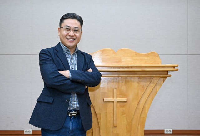 교회가 세상을 성숙하게 섬기려면 “내적 성숙 뒤 외부로 손길”