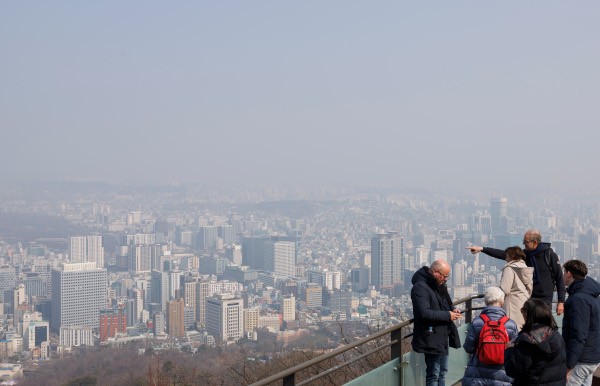 [포토] 미세먼지에 잠긴 서울