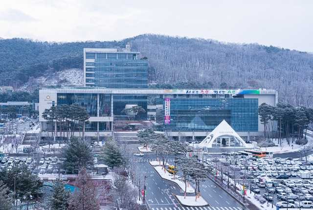 천안시, ‘국가 AI컴퓨팅센터’ 유치 도전