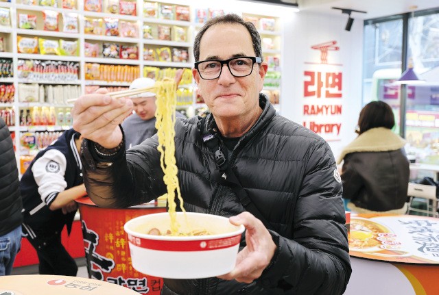 [포토] 라면 수출, 연일 신기록 행진