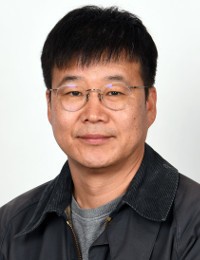 [내일을 열며] 친트럼프 언론의 트럼프 비판