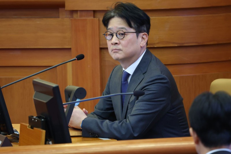 헌재, 만장일치로 <b>이창수</b> 중앙지검장 <b>탄핵소추 기각</b>