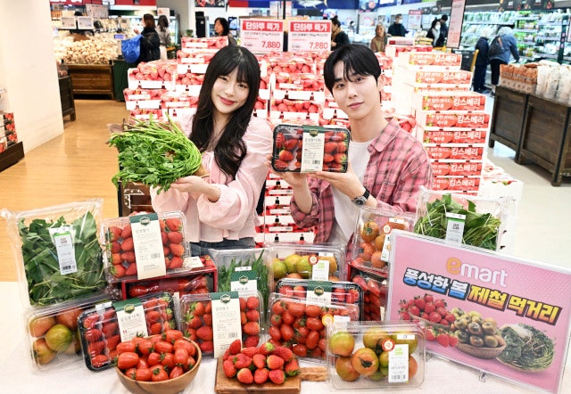 [포토] “봄철 먹거리가 왔습니다”