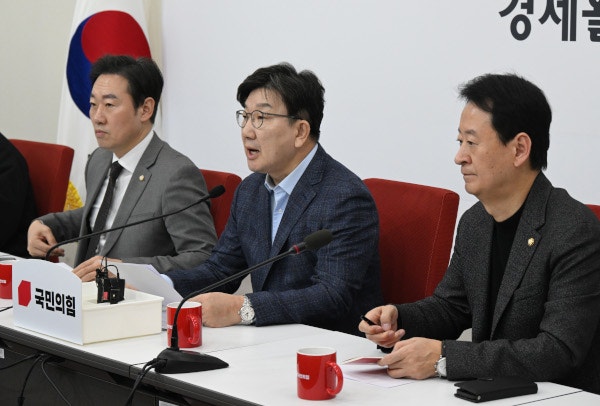與, 한덕수 탄핵 <b>기각</b>·<b>각하</b> 기대… “尹 선고도 비슷한 결과 나올 것”