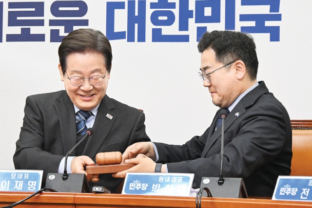 이재명 “이제 새로운 일 시작”… 10일 유튜브로 출마 선언
