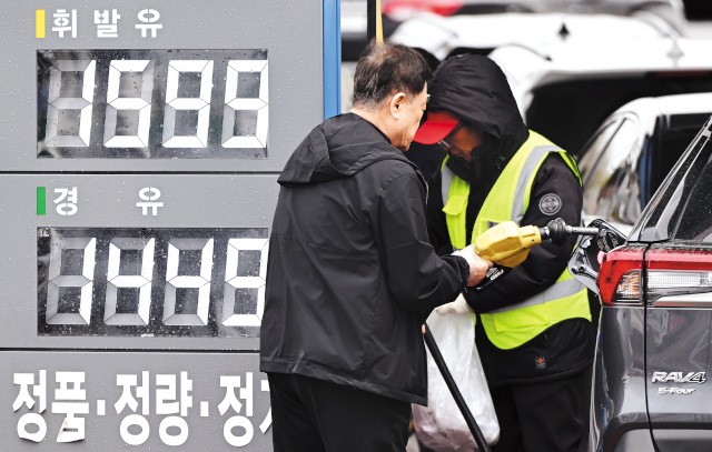 [포토] 계속 떨어지는 기름값