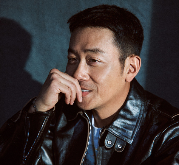 “영상미보다는 대사로 메시지 전달하는 게 내 영화 특색”
