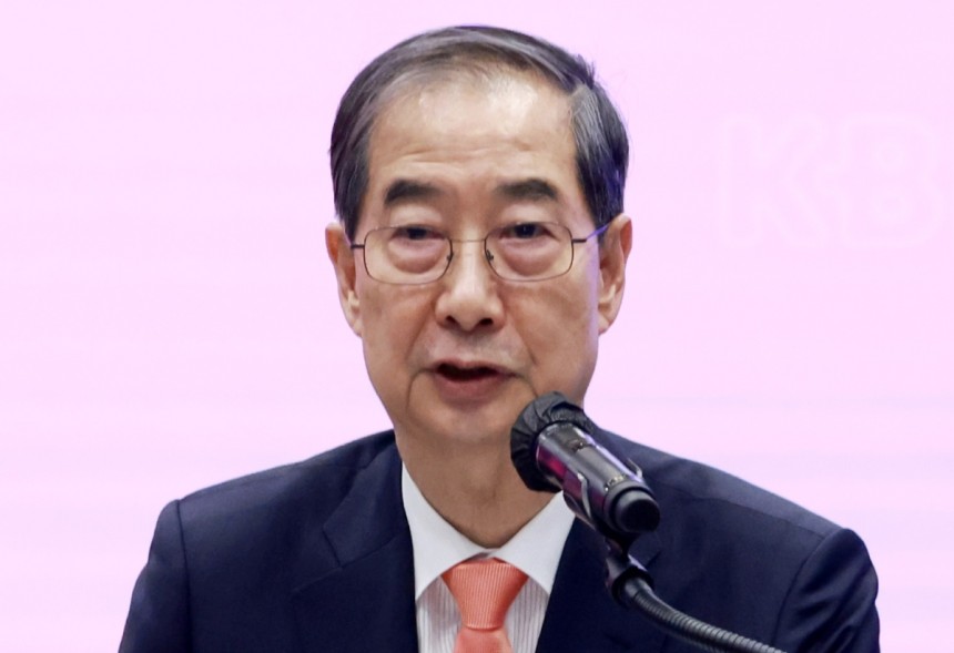 한덕수 대통령 권한대행 국무총리가 30일 서울 여의도 중소기업중앙회에서 열린 '중소기업 규제혁신 현장 소통 간담회'에서 인사말을 하고 있다. 연합뉴스