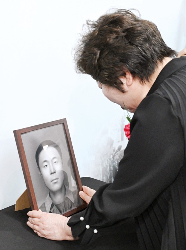 73년 만에 다시 뵌 아버지 얼굴
