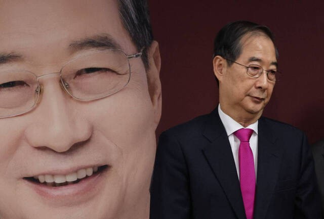 韓 “겸허히 수용… 金 승리 기원” 9일 만에 대선 하차