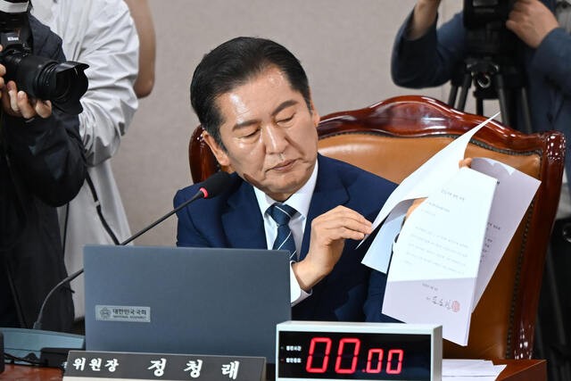 사법부 불참한 대법원장 청문회… “자진 사퇴해야” “감옥 안 가려 겁박”