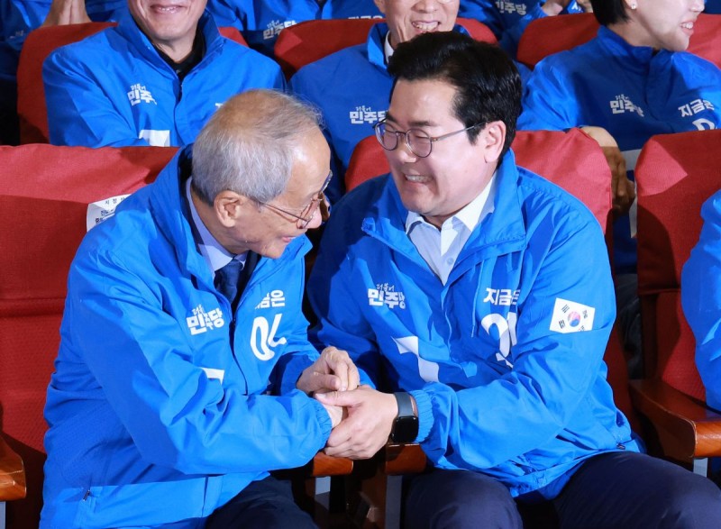 박찬대 “<b>국민</b>이 尹<b>정권</b>·<b>내란</b> 세력에 불호령 내린 것”