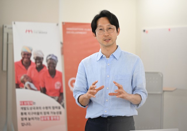 창업자를 기부자로… 외국인·탈북자 자립 돕는 다리 역할