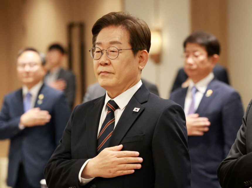 뉴시스