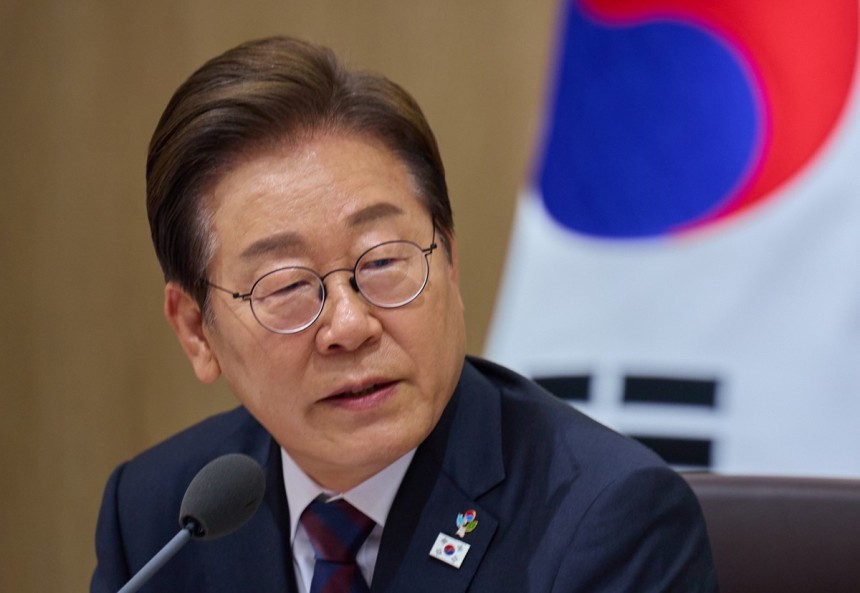 이재명 대통령이 10일 서울 용산 대통령실에서 국무회의를 주재하고 있다. 대통령실 제공