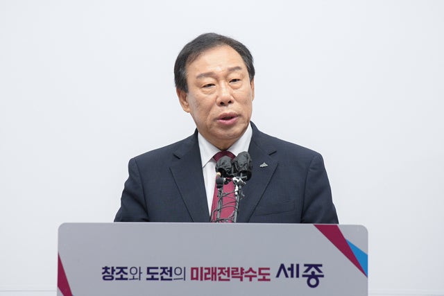 최민호 세종시장 “해수부 이전 철회해달라”