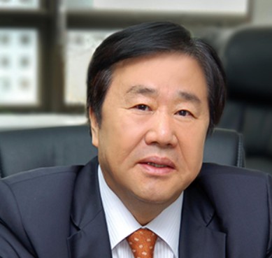 우오현 SM 그룹 회장 겸 동신교육재단 이사장. 여주대학교 홈페이지 캡처