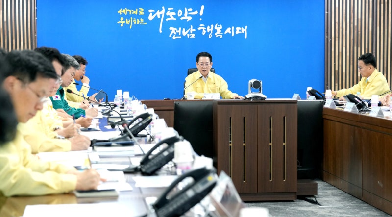 <b>김영록 지사</b> “재난, 과하다 싶을 정도로 철저한 <b>대비</b>해야” 강조