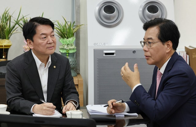 [사설] 안철수 혁신위원장,당 깨지더라도 제대로 혁신하길