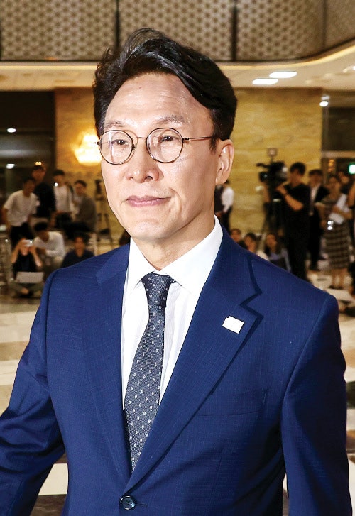 총리 김민석 “경제위기 극복이 제1과제”