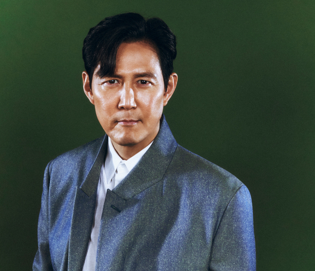 이정재, 엔딩대사 뒤 하고픈 말은… “누구나 존중받아야”