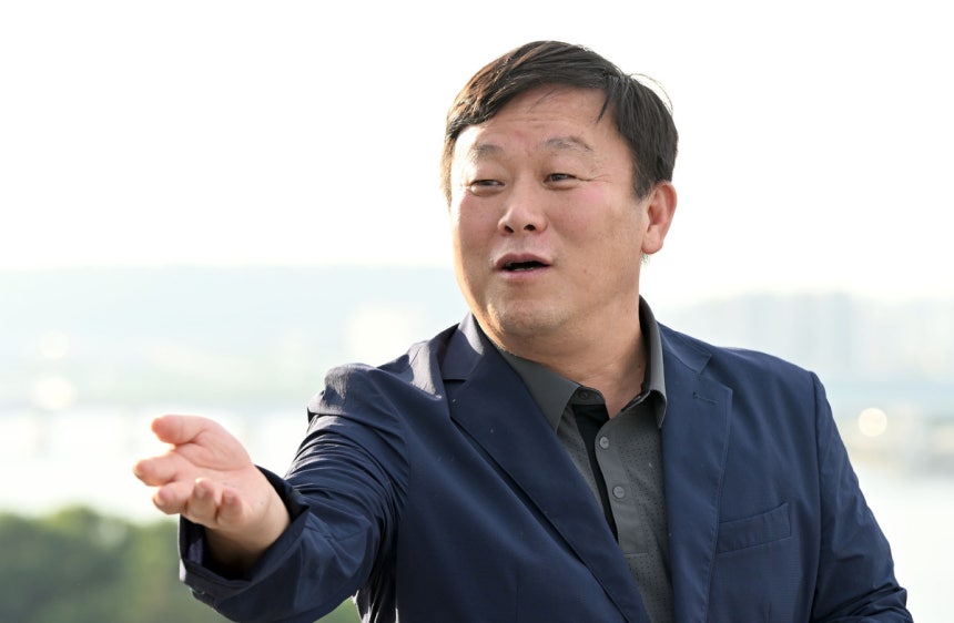 안진걸 민생경제연구소장이 지난달 30일 서울 여의도 사무실에서 국민일보와 인터뷰를 하고 있다. 권현구 기자