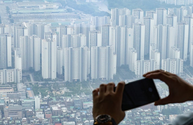“외국인 아파트 쇼핑 규제하자”… 잇따라 법안 발의