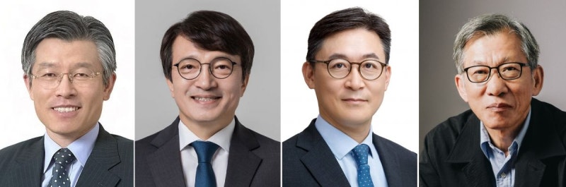 [속보] 새만금청장에 김의겸, 중앙박물관장에 유홍준 <b>임명</b>