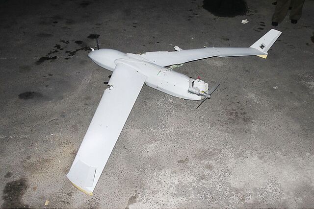 북한이 지난해 10월 한국군이 운용한 드론이라고 주장한 무인기 잔해 사진. 연합뉴스