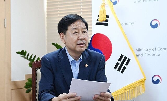 구조 개편 앞둔 석유화학업계… 정부, 지원책 이달 안 공개