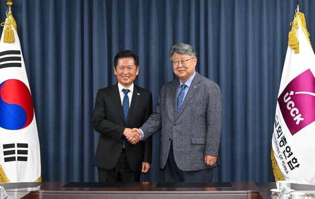 “남북관계 경색 풀고 소외계층 돕기를”