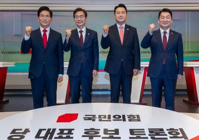 [사설] 국힘, 혁신 없이 ‘윤 어게인’ 공방만 하다 전대 끝낼 텐가