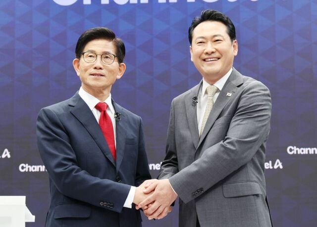 ‘찬탄’ 손짓하는 김문수… ‘반탄’ 영끌하는 장동혁