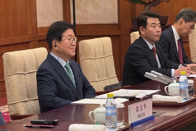 방중 특사단, 왕원타오 상무부장 면담… 전날 왕이에겐 “서해 문제 존중” 촉구