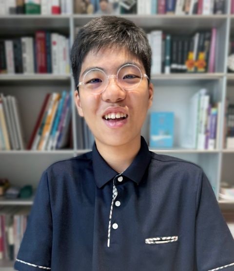 말문 닫힌 자폐 소년 장애 극복 이야기로 공모전 대상… “빛 찾아 걷는 다른 모습의 사림일 뿐”