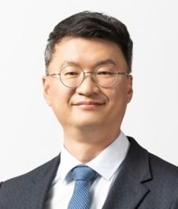 이호정 SK네트웍스 사장   “순차입금 제로 수준 낮출 것”